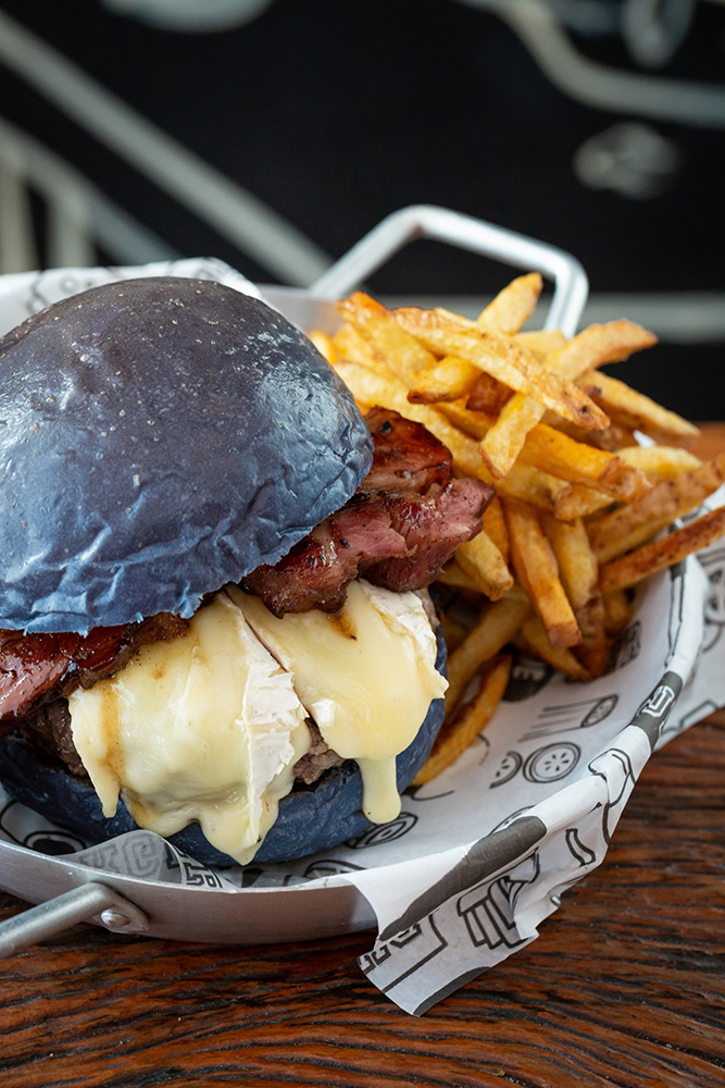 BURGER LAND